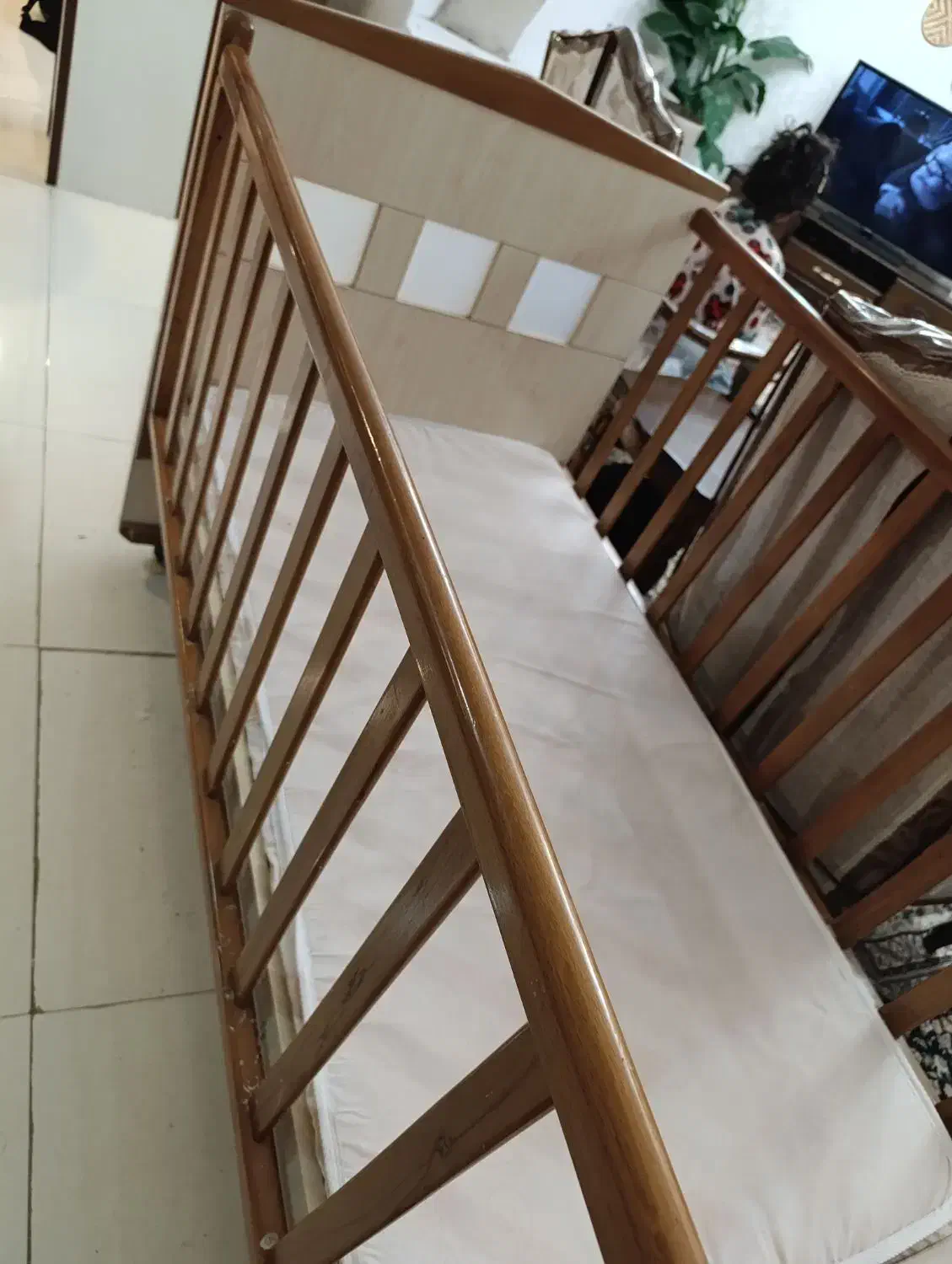 تخت کودک|تخت و سرویس خواب|تهران, قصر فیروزه ۲|دیوار