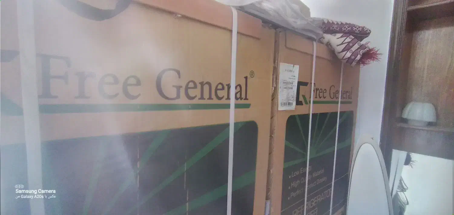 ۸ عدد یخچال فریزر|یخچال و فریزر|فولادشهر, C1|دیوار