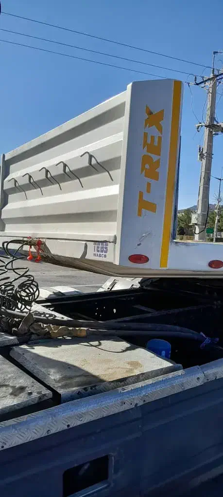 کفی تجاری|خودرو سنگین|صدرا-فارس, باغشهر گلبهار صدرا|دیوار