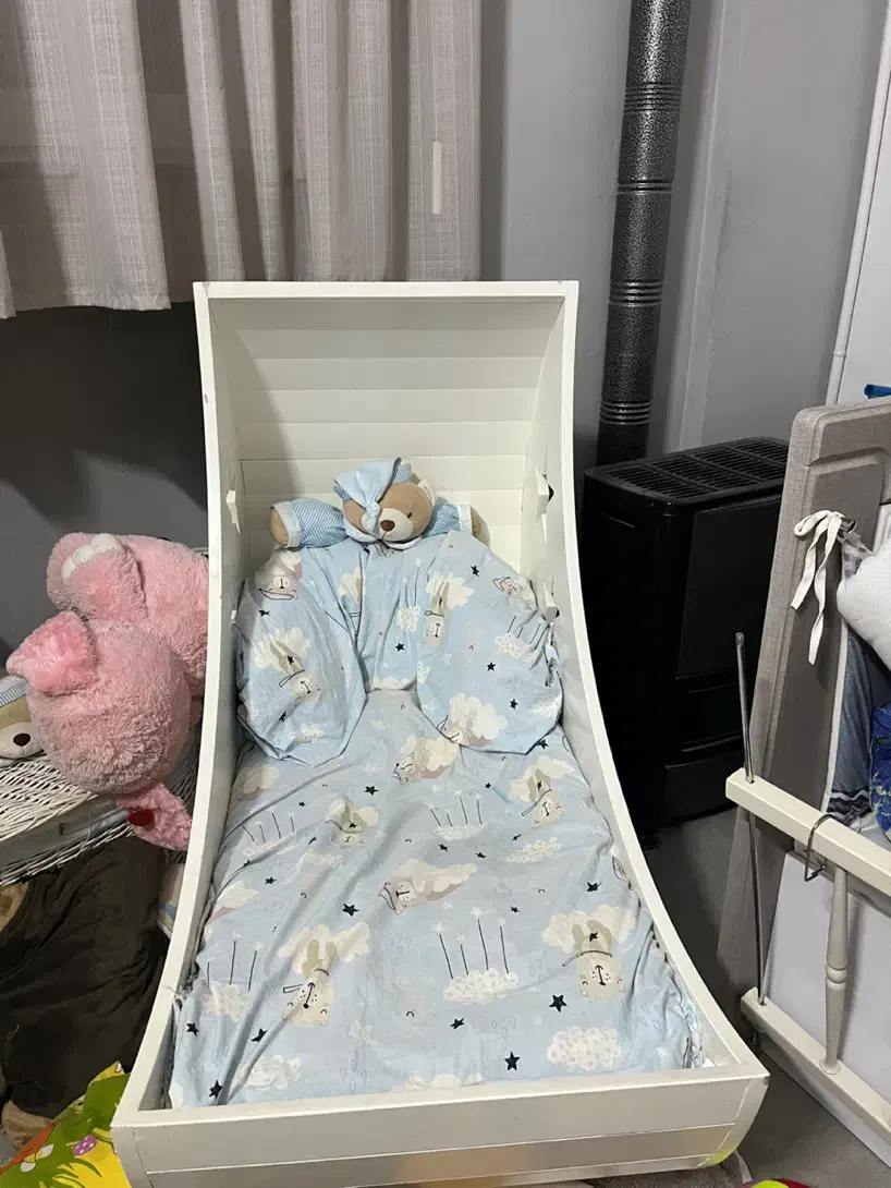 تخت کودک|تخت و صندلی بچه|بجنورد, |دیوار