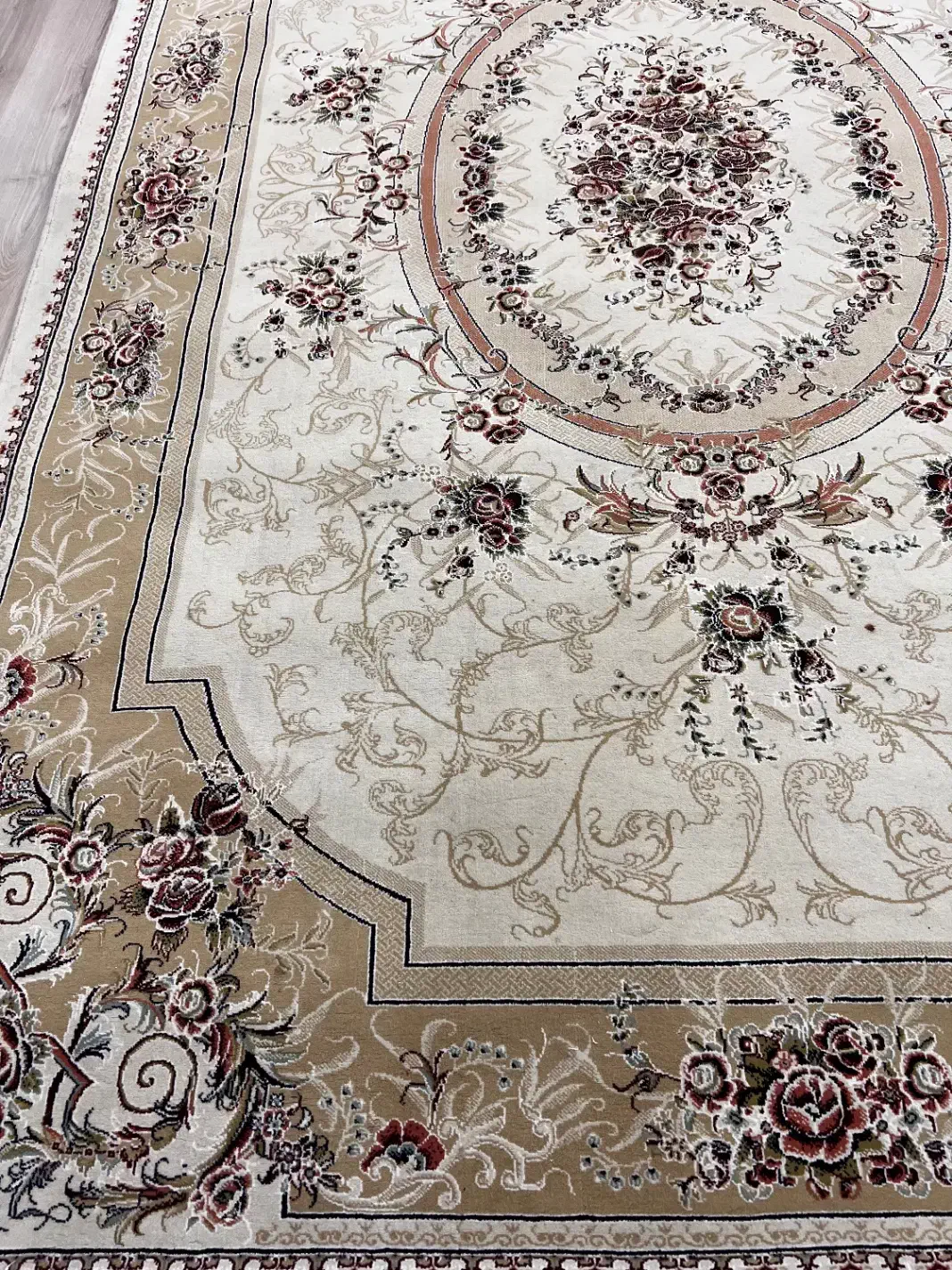 چهار عدد فرش مشهد|فرش|رشت, کاکتوس|دیوار