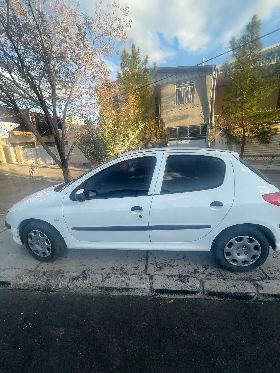 پژو۲۰۶ تیپ ۵ مدل ۹۵|خودرو سواری و وانت|کرمان, |دیوار