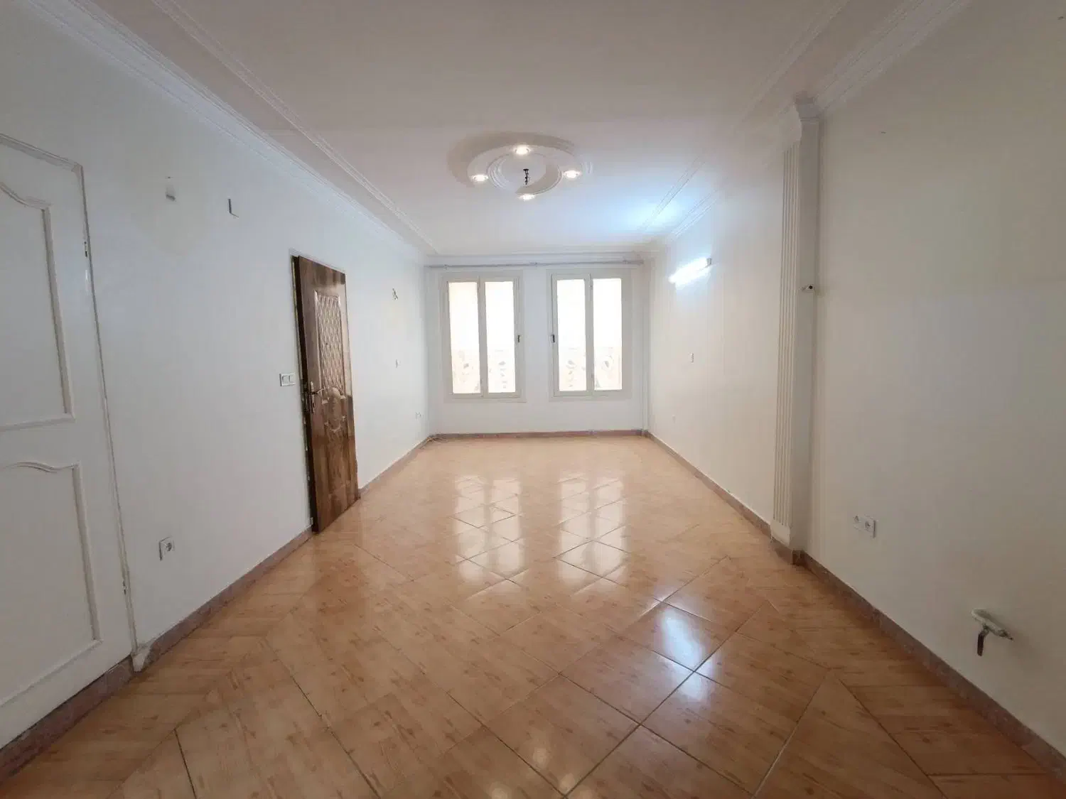 ۶۰متر پرستارجنوبی/تکخواب/