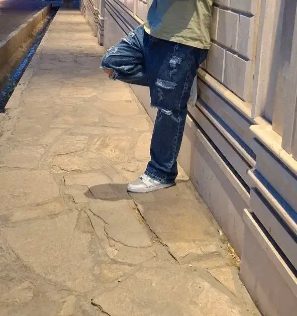 شلوار بگ ،|لباس|اقبالیه, |دیوار