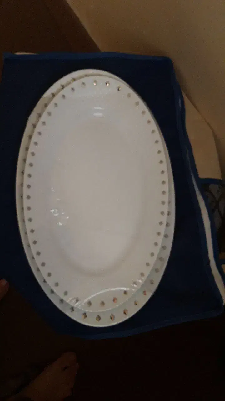 بشقاب زرین ۲۴نفره|ظروف سرو و پذیرایی|پیر سلیمان, |دیوار