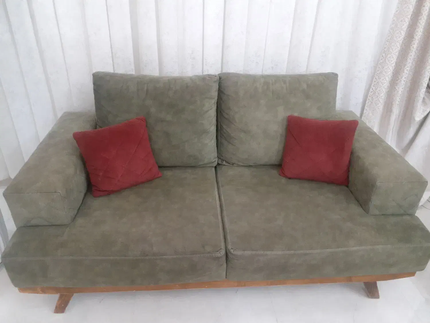 مبل ۷نفره|مبلمان خانگی و میز عسلی|نیشابور, فضل|دیوار