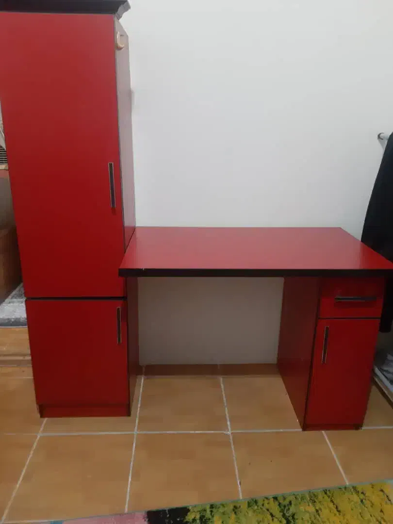 میز و کمد|کتابخانه، شلف، قفسههای دیواری|شهرکرد, |دیوار