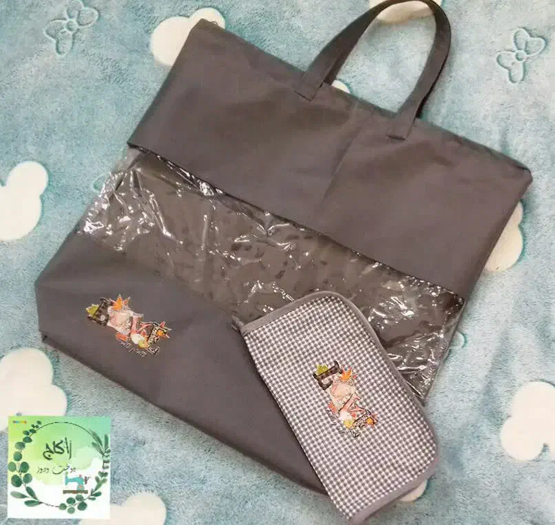 کاورکاپشن|کیف، کفش، کمربند|فلاورجان, |دیوار