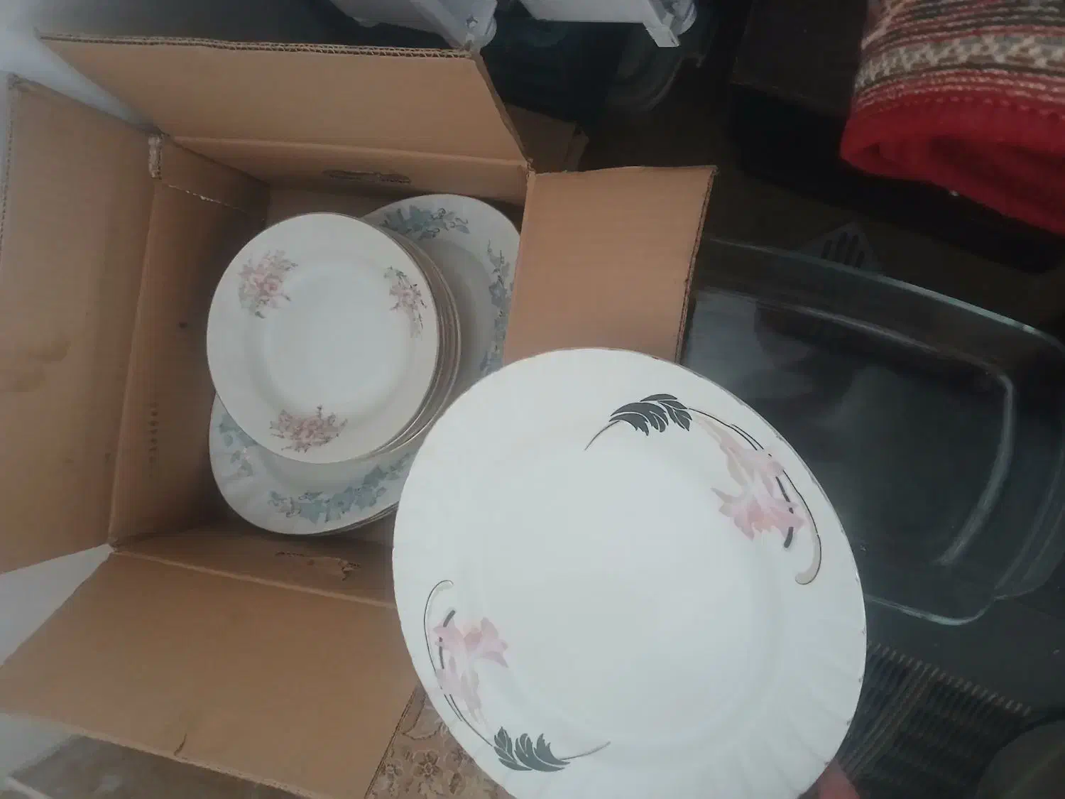 تعدادی ظروف چینی برنج خوری خورشت خوری|ظروف سرو و پذیرایی|اراک, |دیوار