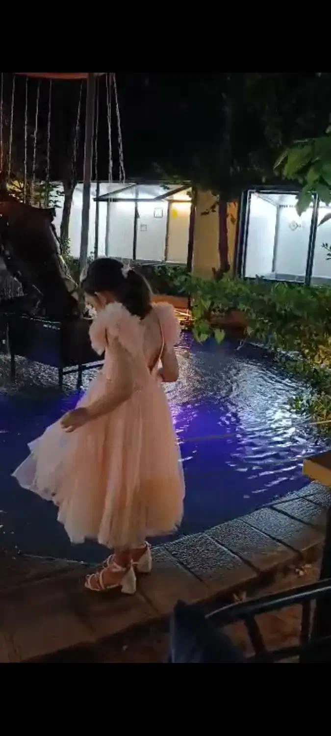 لباس مجلسی دخترونه|کفش و لباس بچه|شیراز, نصر|دیوار