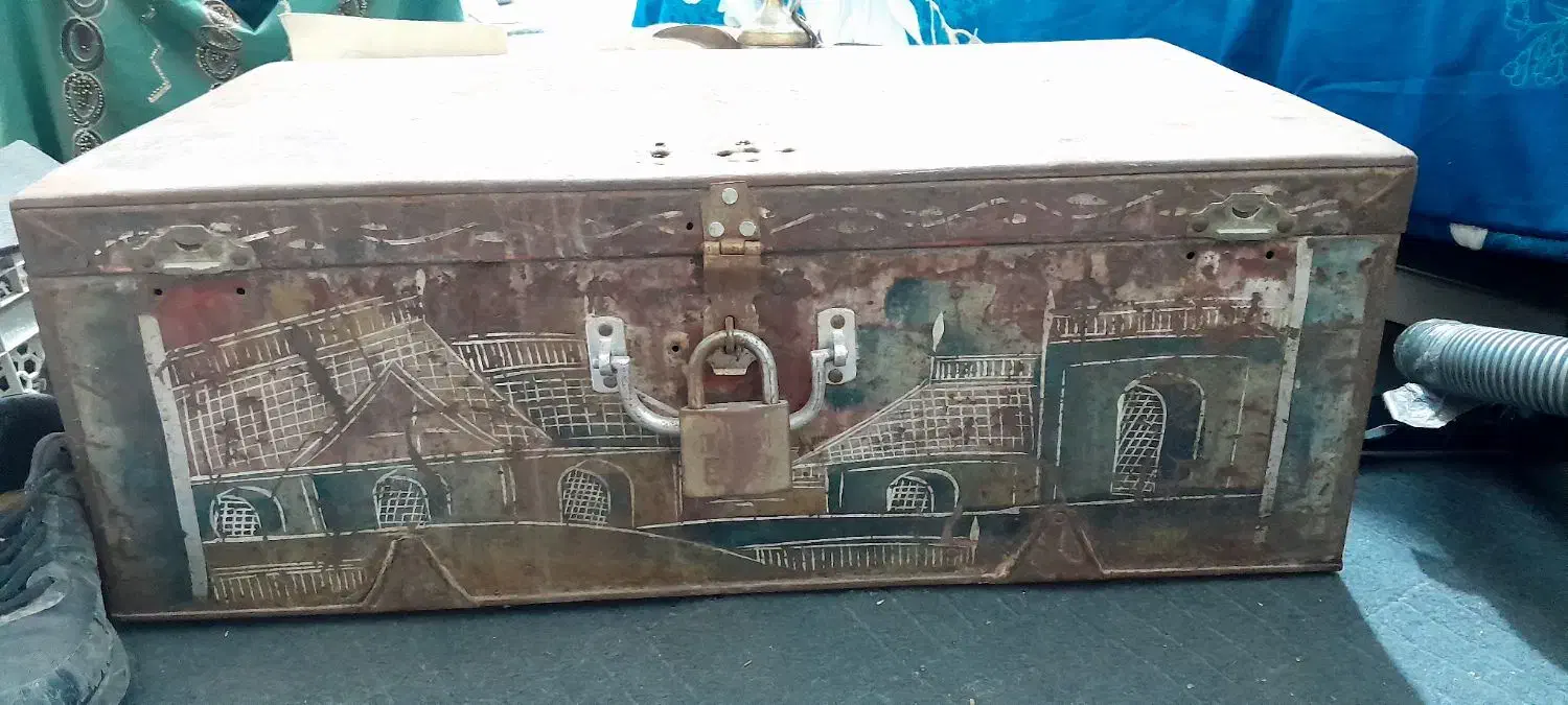 صندوقچه عتیقه|کلکسیون اشیاء عتیقه|اهواز, حصیرآباد|دیوار