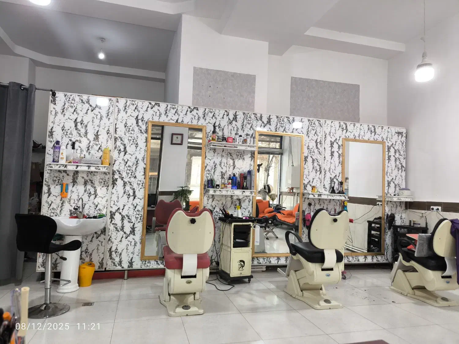 لوازم آرایشگاه|آرایشگاه و سالنهای زیبایی|ماکو, |دیوار