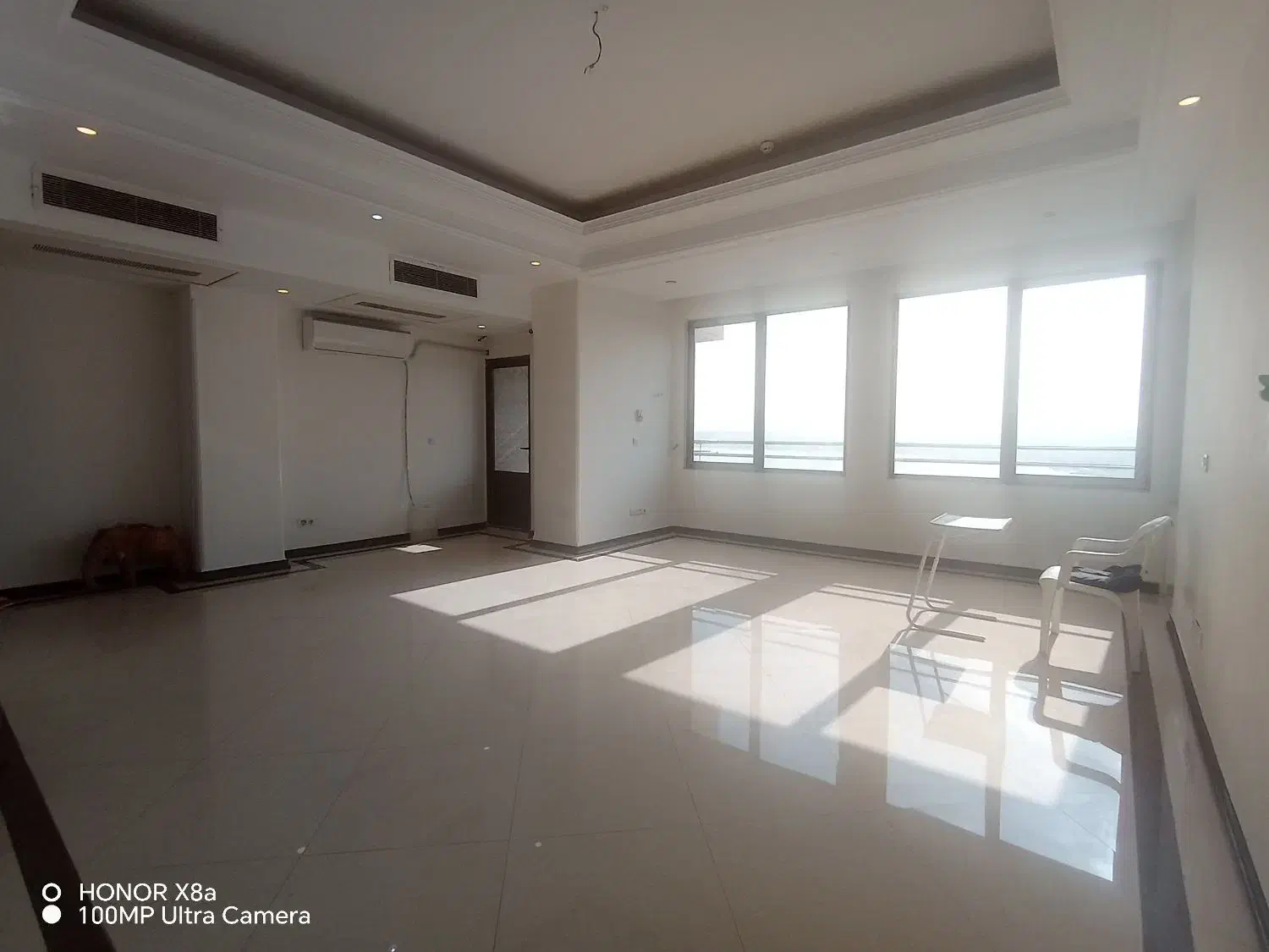 اجاره آپارتمان ۳ خوابه دریاچه چیتگر/منطقه۲۲