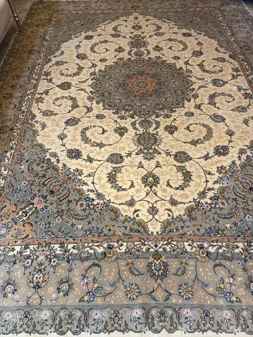 فرش دستباف کاشان کرک گل ابریشم اعلا|فرش|تهران, گلستان (شهرک راه آهن)|دیوار