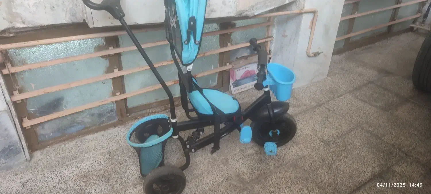 سه چرخ دلیجان کودک|دوچرخه، اسکیت، اسکوتر|قدس, شهر‌قدس|دیوار