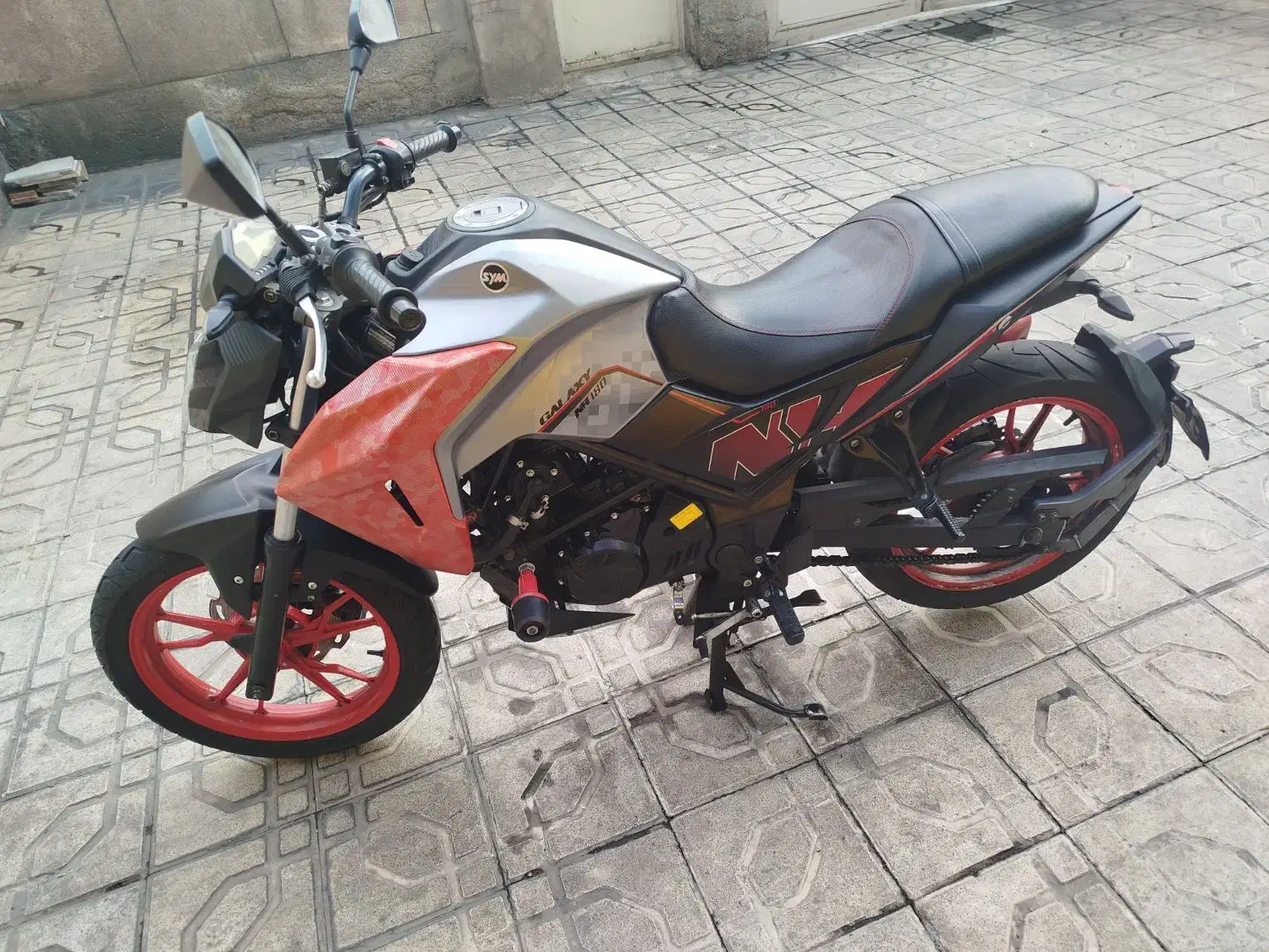 na 180 قرمز|موتورسیکلت|تهران, زرکش|دیوار