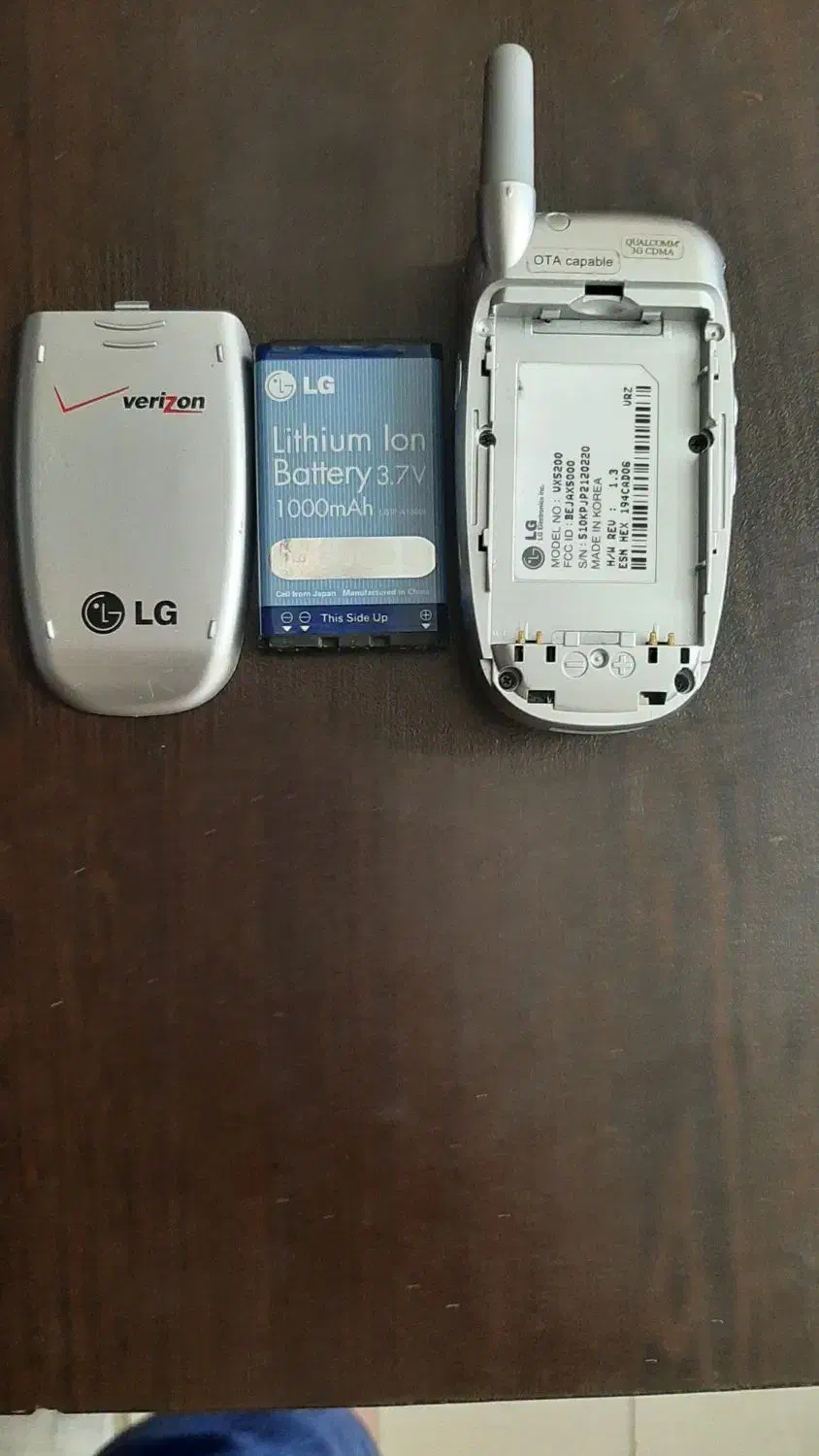 گوشی ال چی تاشو اصل|موبایل|تهران, چهارصد دستگاه|دیوار