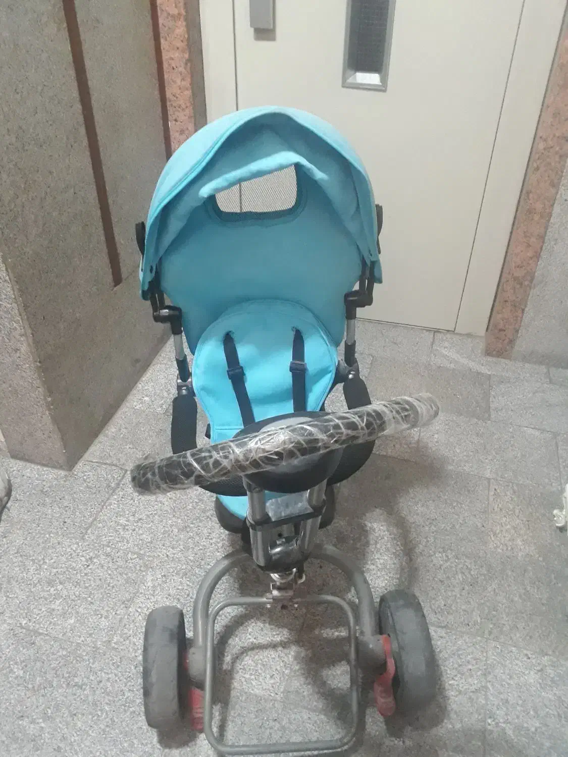 سه چرخه طرح کالسکه|دوچرخه، اسکیت، اسکوتر|ری, صفاییه (چشمه علی)|دیوار