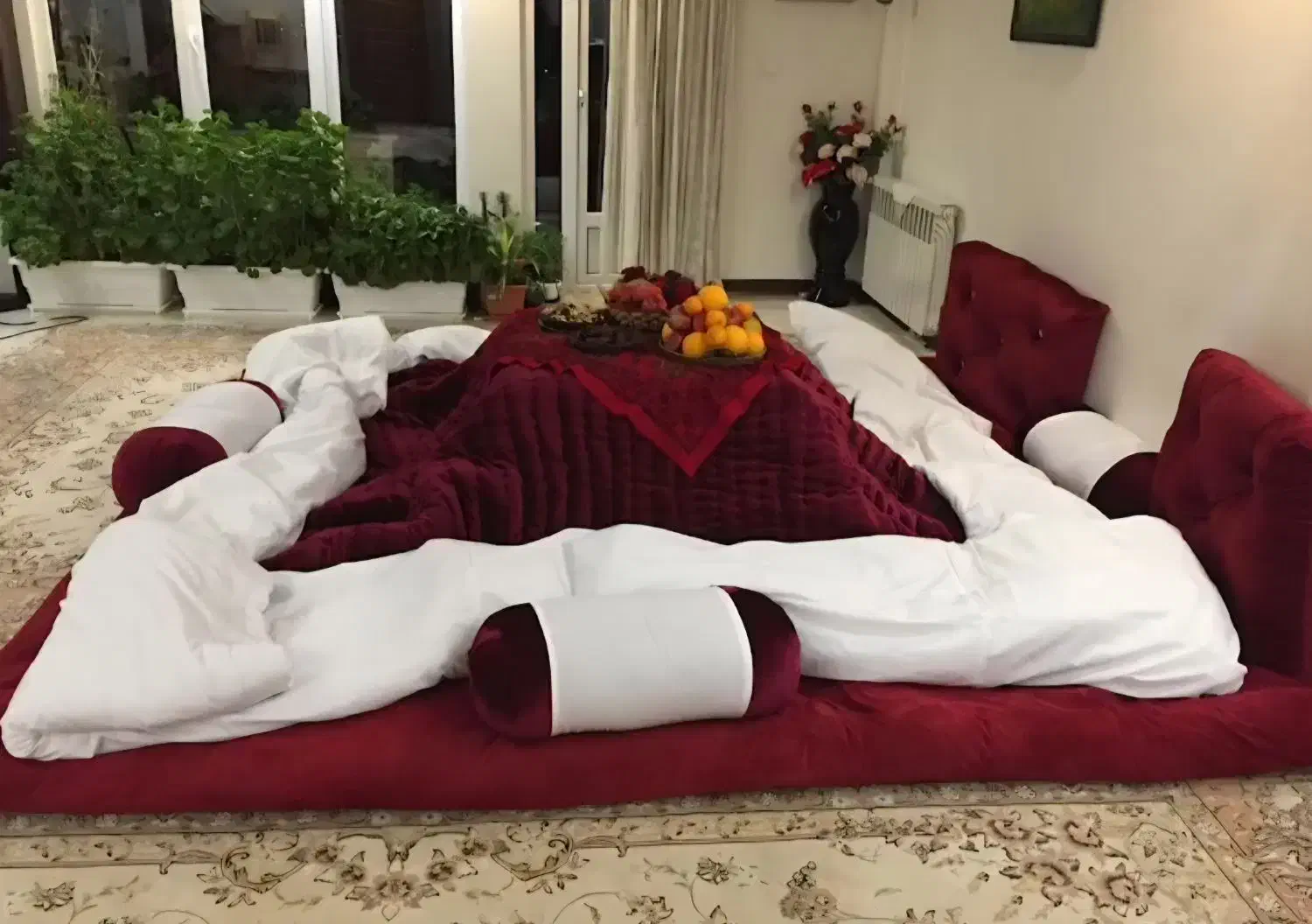 لحاف کرسی دست دوز مدل گل وسط سنتی ابعاد 4 در 4|رختخواب، بالش، پتو|تهران, شهید رجایی|دیوار