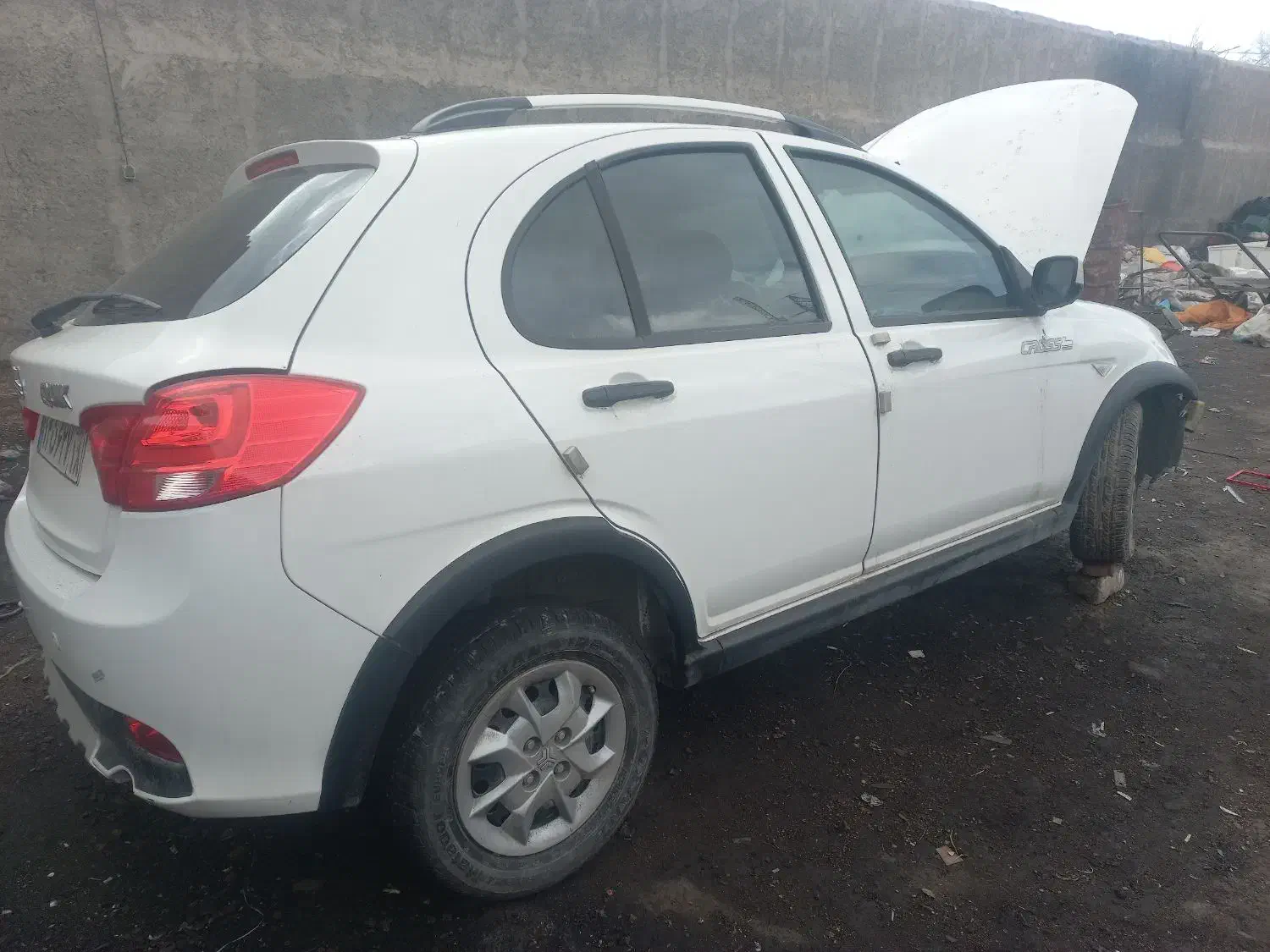 کوئیک تصادفی|خودرو سواری و وانت|ملایر, |دیوار