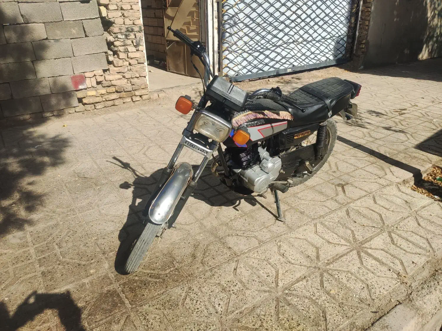 موتور هندا ۱۶۰ مدل ۹۳|موتورسیکلت|گناباد, |دیوار