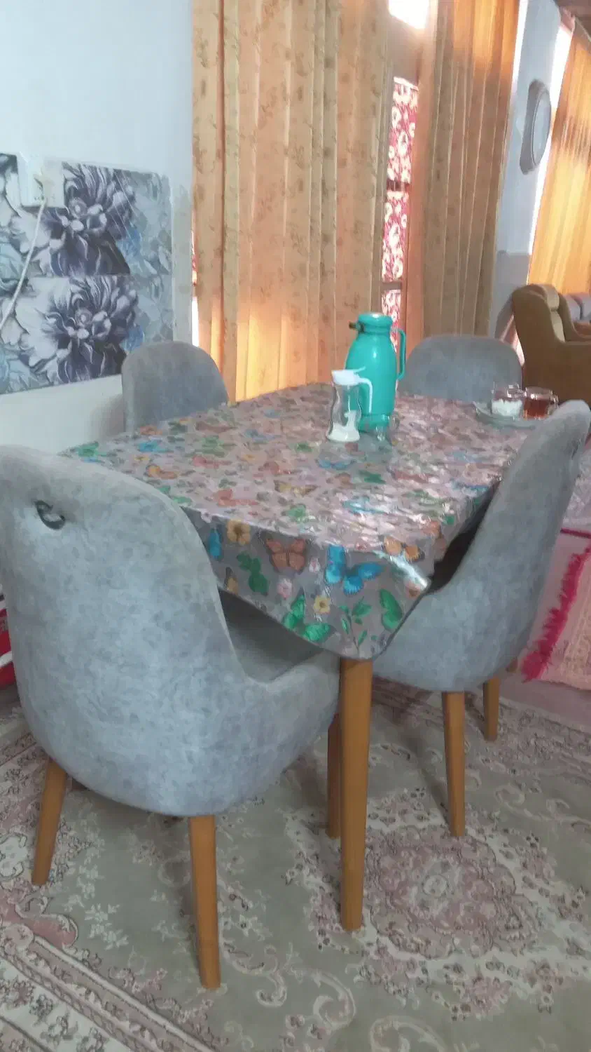 مبل و میز غذا خوری|مبلمان خانگی و میز عسلی|برخوار, |دیوار