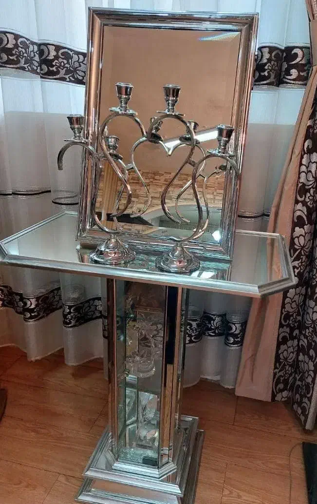 یک جفت شمعدان و آیینه|صنایع دستی و سایر لوازم تزئینی|بندرعباس, |دیوار