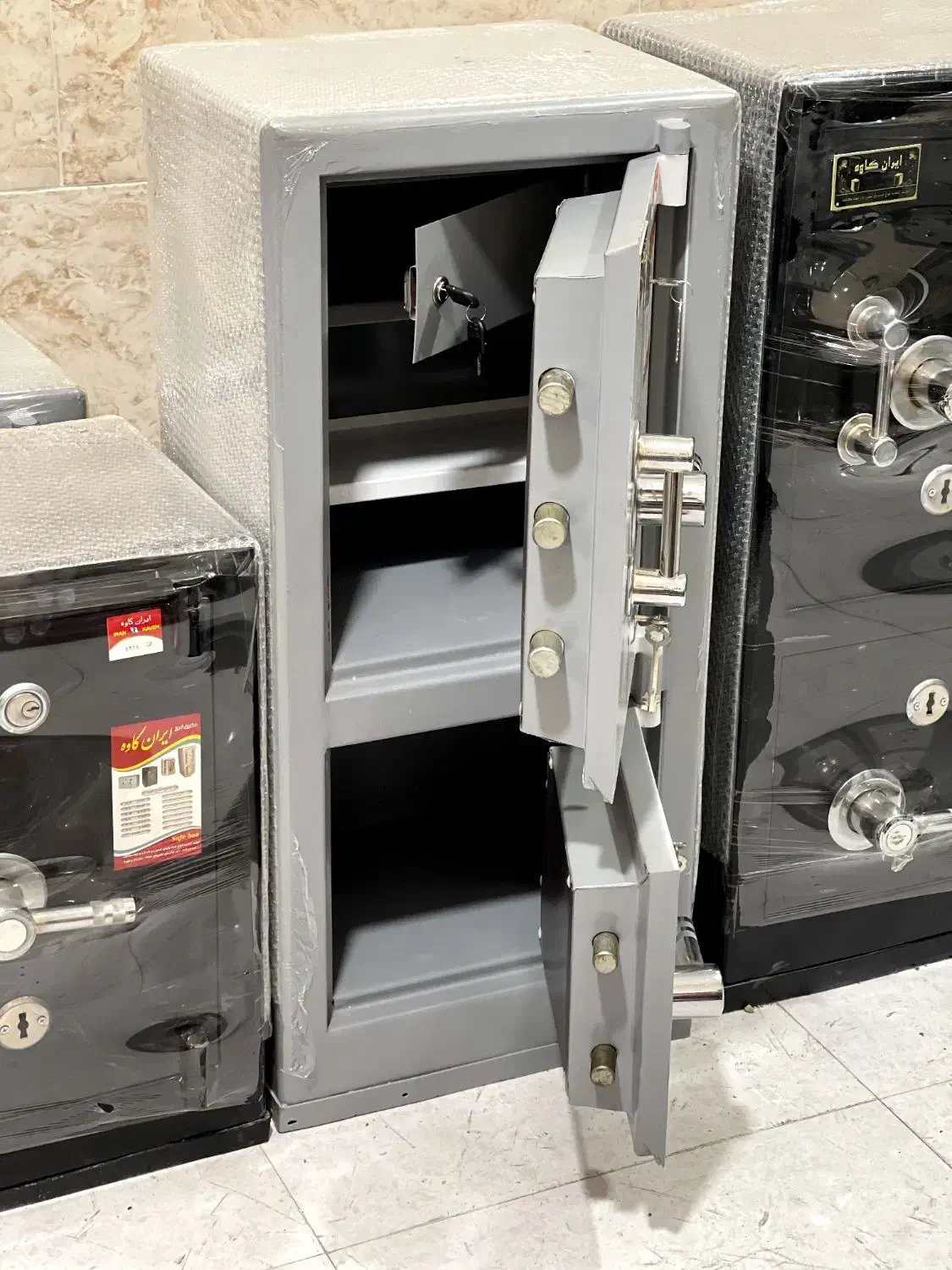 گاوصندوق دو درب بهترین کیفیت باضمانت نامه کتبی|ابزارآلات|تهران, نیروی هوایی (پیروزی)|دیوار