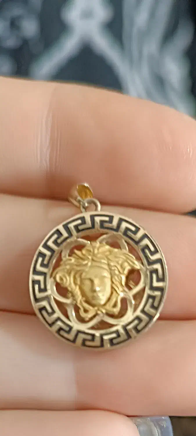 پلاک ورساچ|جواهرات|الشتر, |دیوار