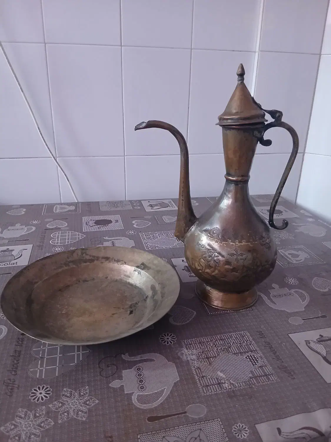 ظروف مسی قدیمی|کلکسیون اشیاء عتیقه|اردبیل, |دیوار
