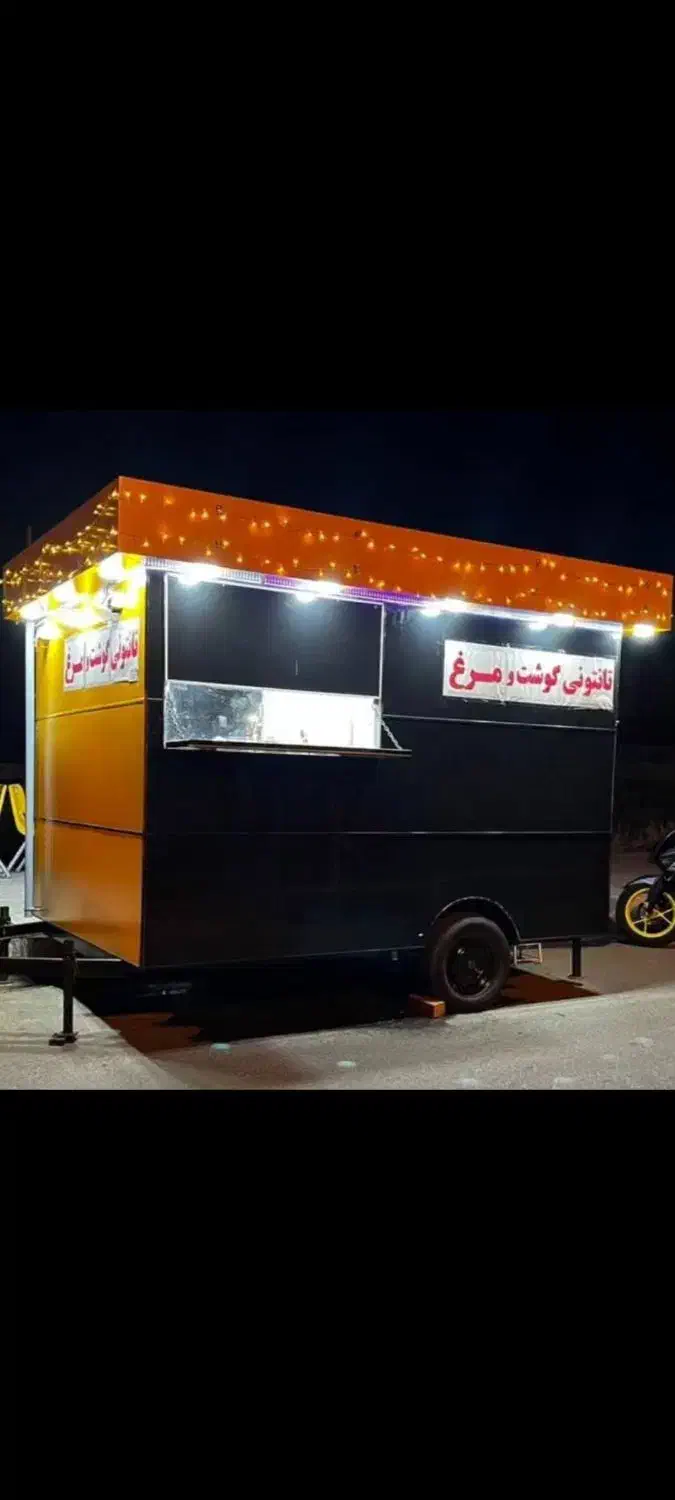 به یک نیروی جوان آقا برای کار در کانکس کبابی|استخدام خدمات فروشگاه و رستوران|ارومیه, |دیوار