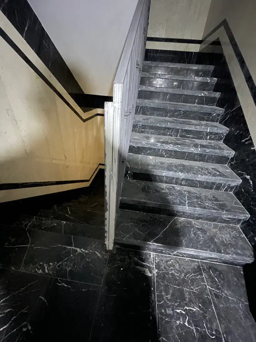 قائم مقام مشاهیر ۱۰۰ متر نوساز سوپر لوکس رهن کامل