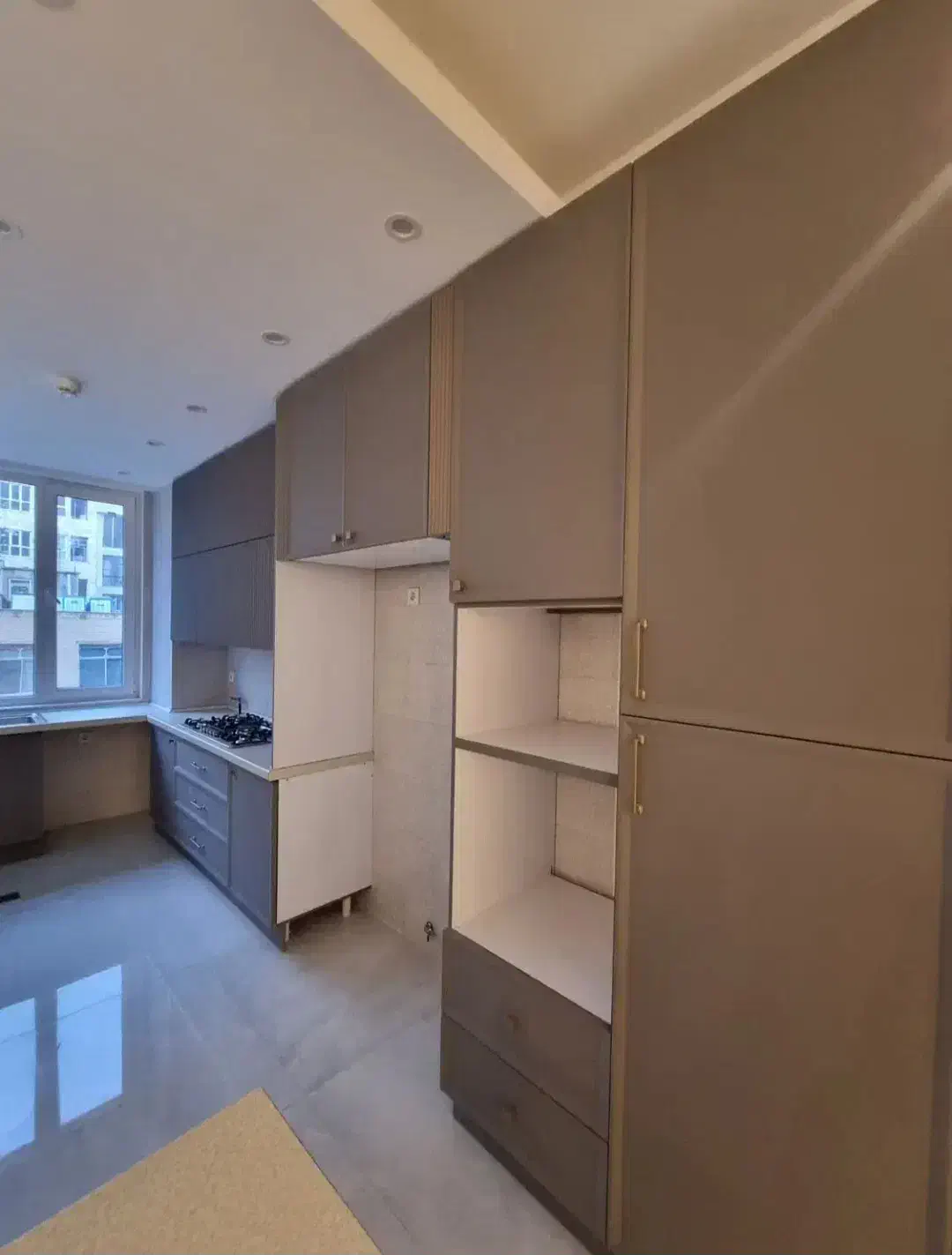 سهروردی جنوبی ۱۲۰ متر ۲ خوابه مناسب سخت پسندان