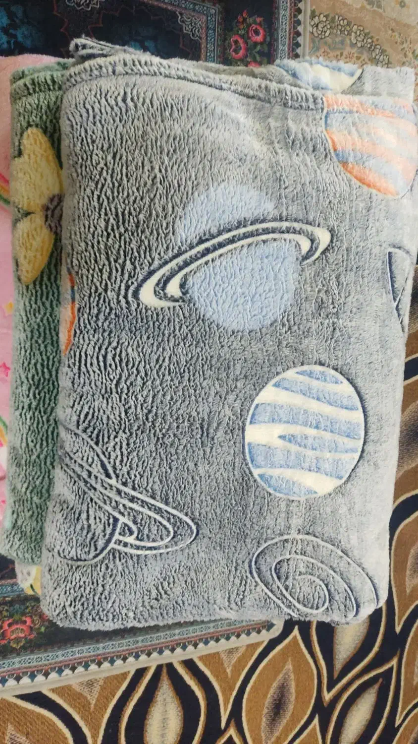 پتو مسافرتی|رختخواب، بالش، پتو|اهواز, کوروش|دیوار