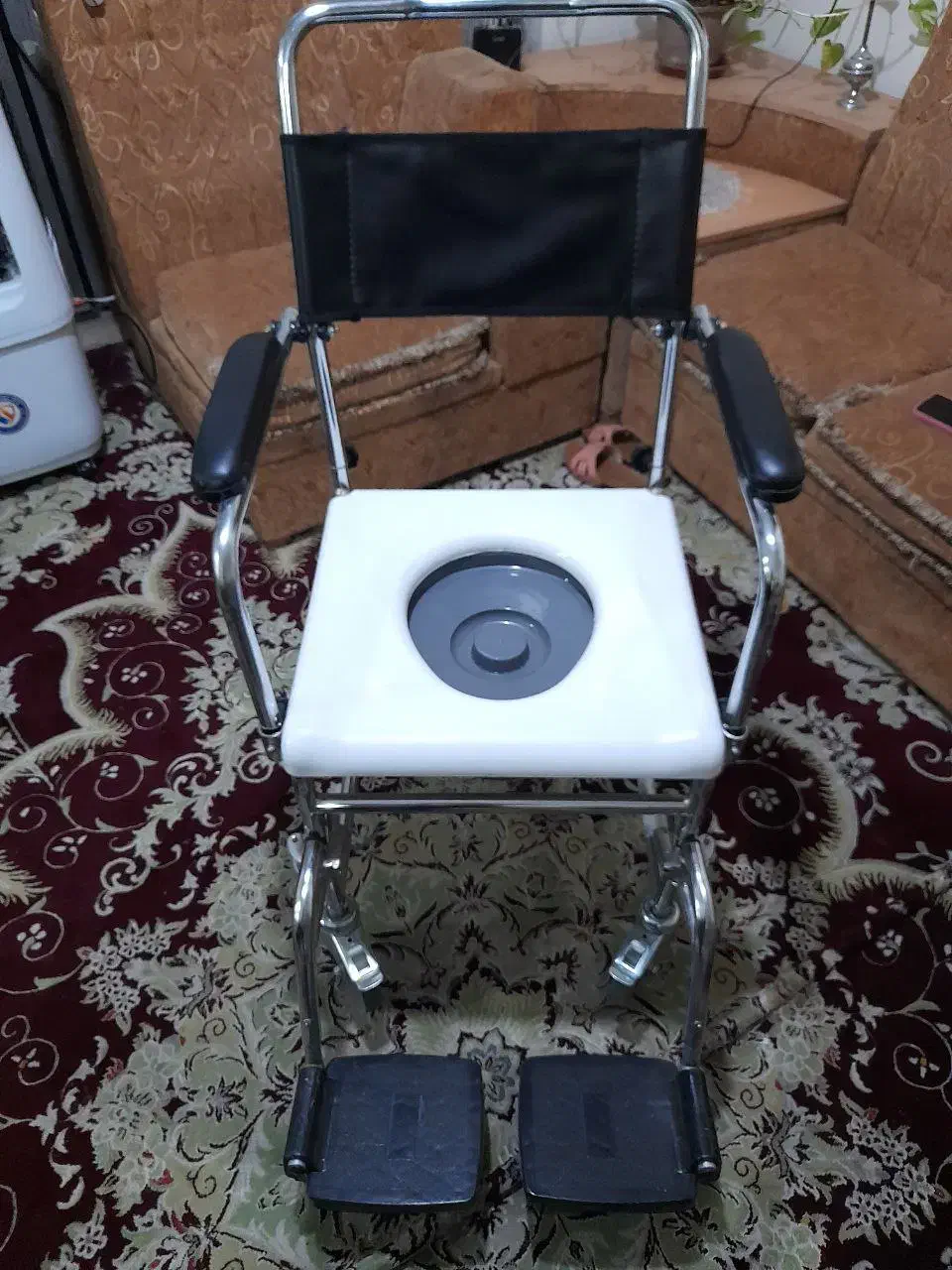 ویلچر مرغوب حمام اکبند|آرایشی، بهداشتی، درمانی|کرمانشاه, |دیوار