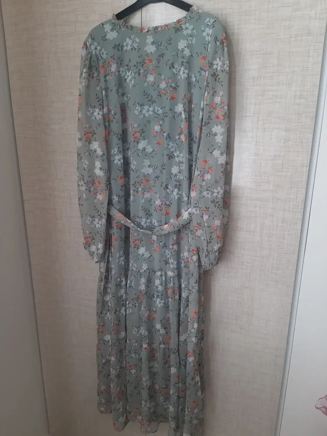 پیراهن های کاملا نو،معاوضه ندارم.|لباس|تبریز, |دیوار