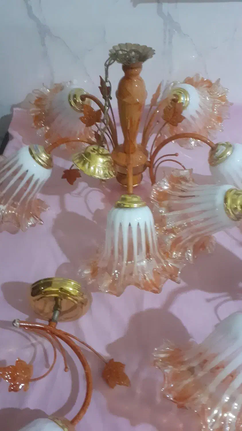 یه جفت لوستر و یه دیوار کوب|لوستر و چراغ آویز|تهران, توحید|دیوار