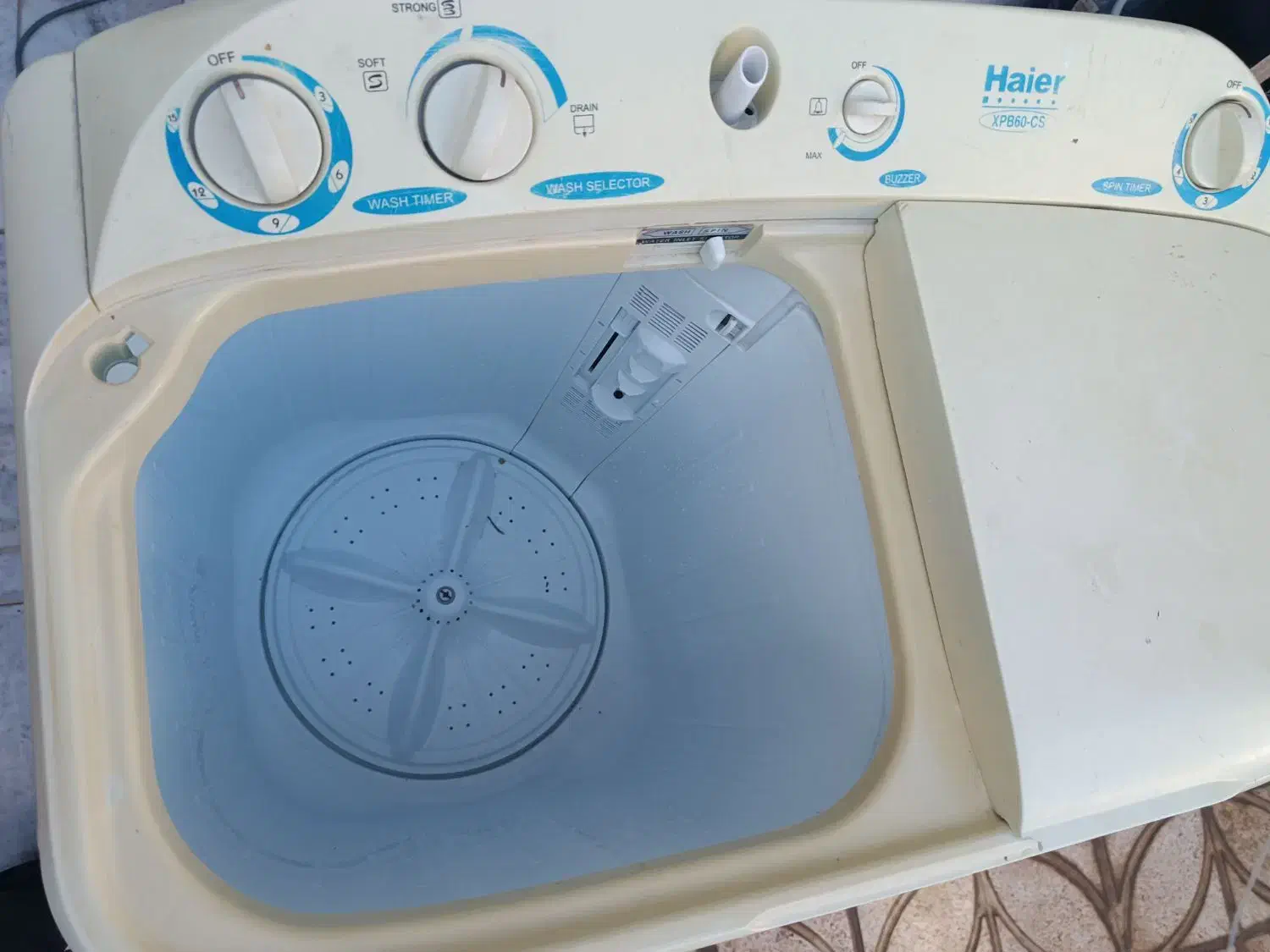 لباس شویی دوقولو|ماشین لباسشویی و خشک‌کن لباس|شاهین‌شهر, گرگاب|دیوار