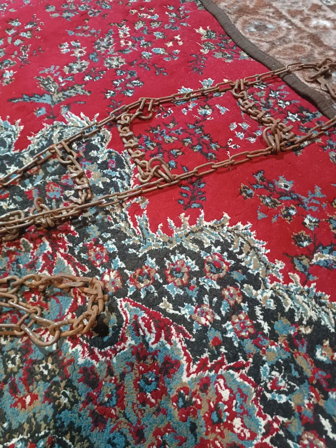 باسلام یک جفت زنجیر چرخ سمند تمیز وسالم|قطعات یدکی و لوازم جانبی|تبریز, |دیوار