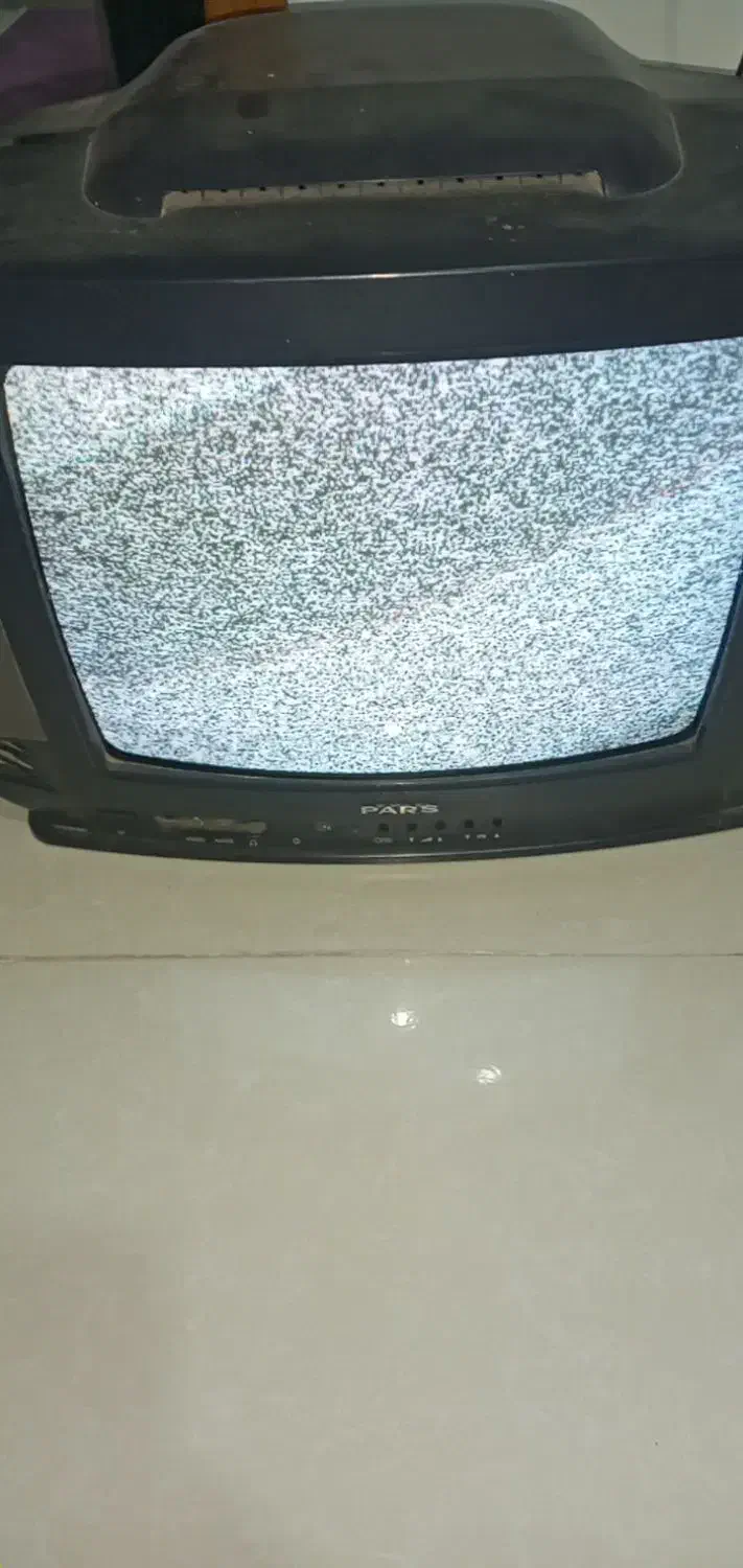 تلوزیون ۱۴ اینچ دارای دو ورودی سالم وکم کار|تلویزیون و پروژکتور|تنکابن, |دیوار