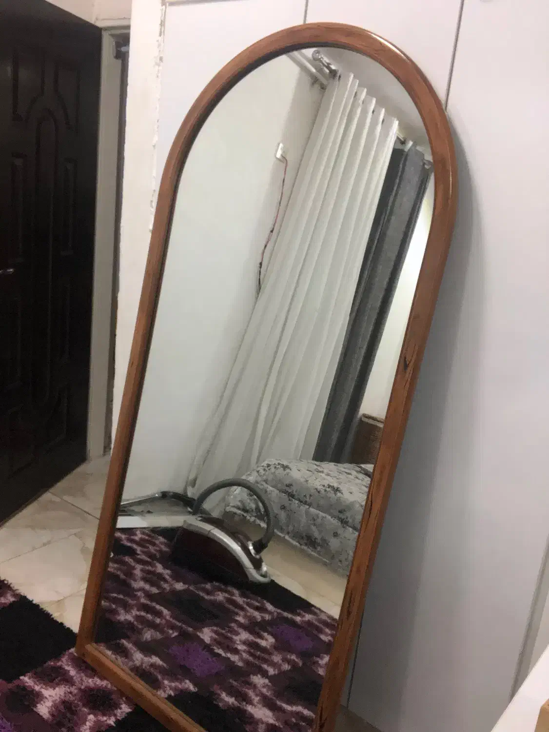آینه|آینه|بندر ماهشهر, |دیوار