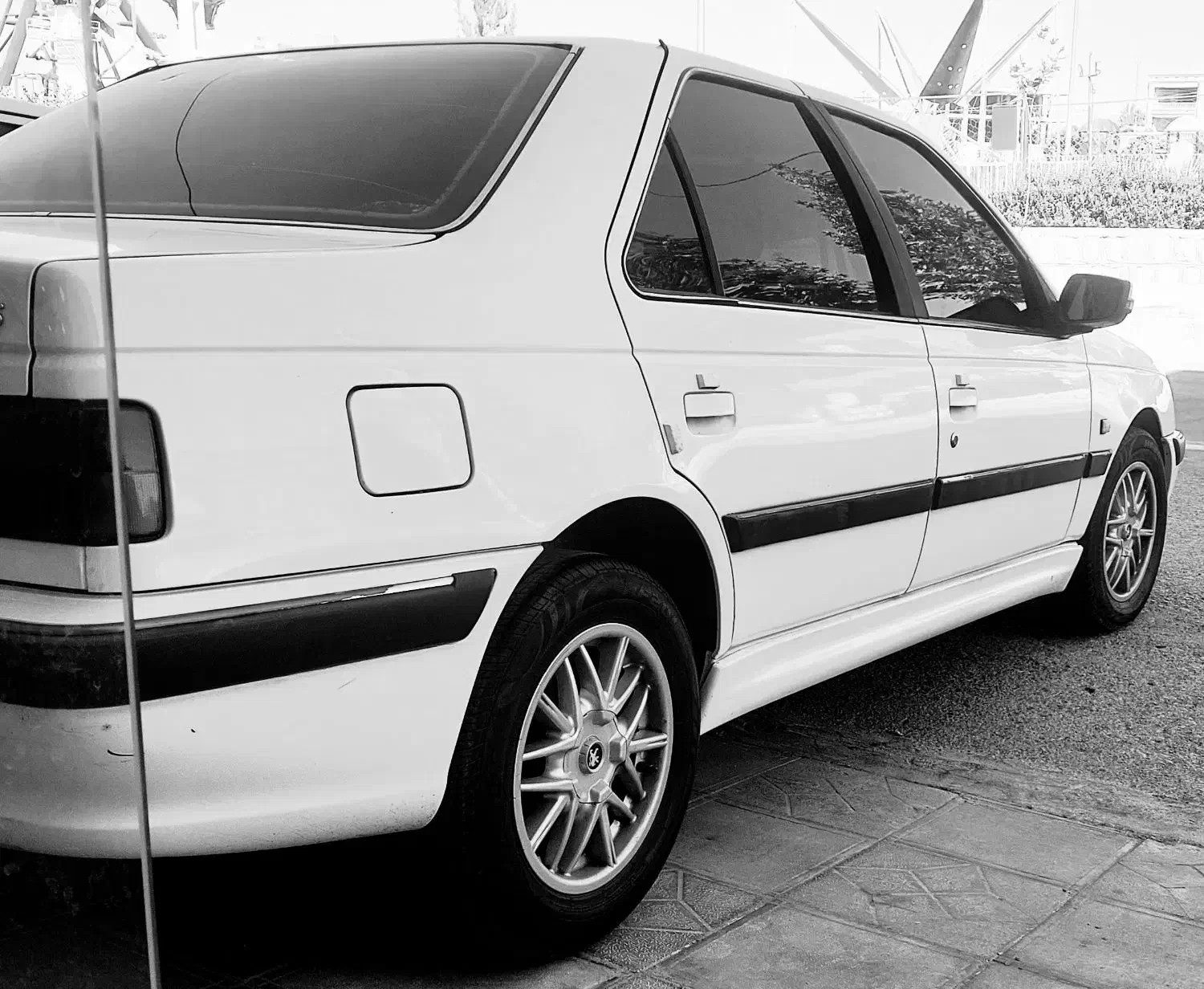 پارس سال مدل۹۹ دریچه سیمی|خودرو سواری و وانت|الیگودرز, |دیوار