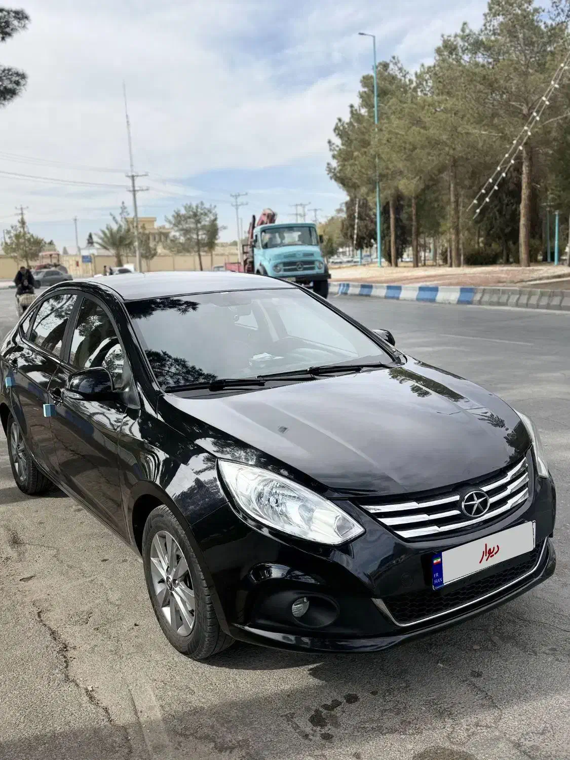 جکj4 مدل۱۴۰۳ مشکی/کم کار|خودرو سواری و وانت|یزد, |دیوار