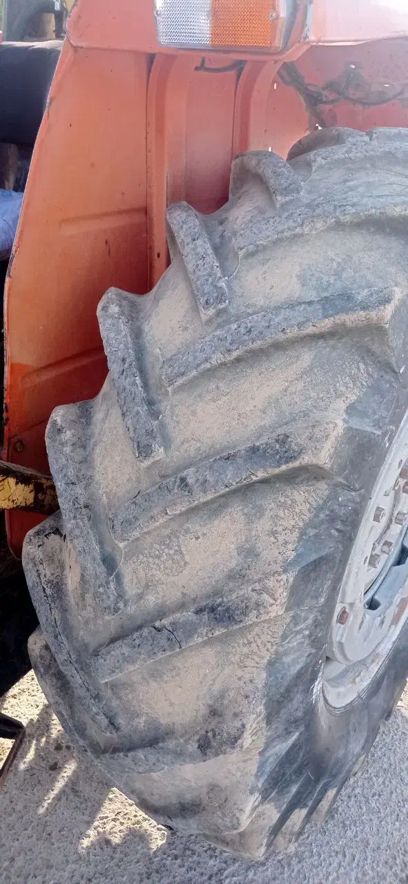 تراکتور 285 مدل 82|خودرو سنگین|برخوار, |دیوار