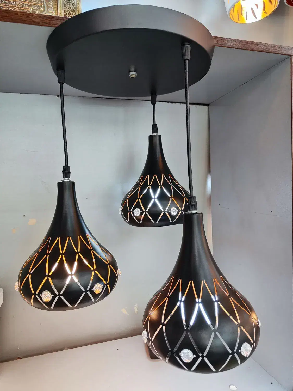 انواعلوسترهای وارداتی وتولید داخل|لوستر و چراغ آویز|بندرعباس, |دیوار