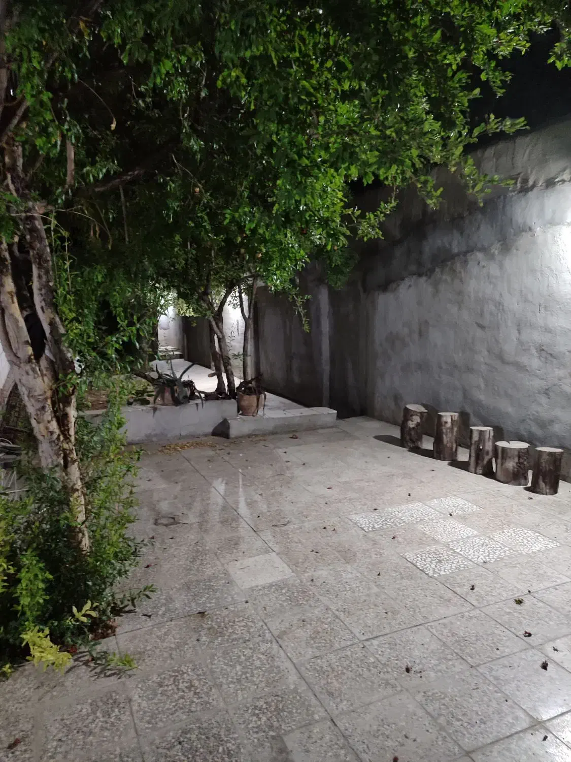 اجاره باغ|اجارهٔ کوتاهمدت ویلا و باغ|نجفآباد, حومه نجف آباد|دیوار