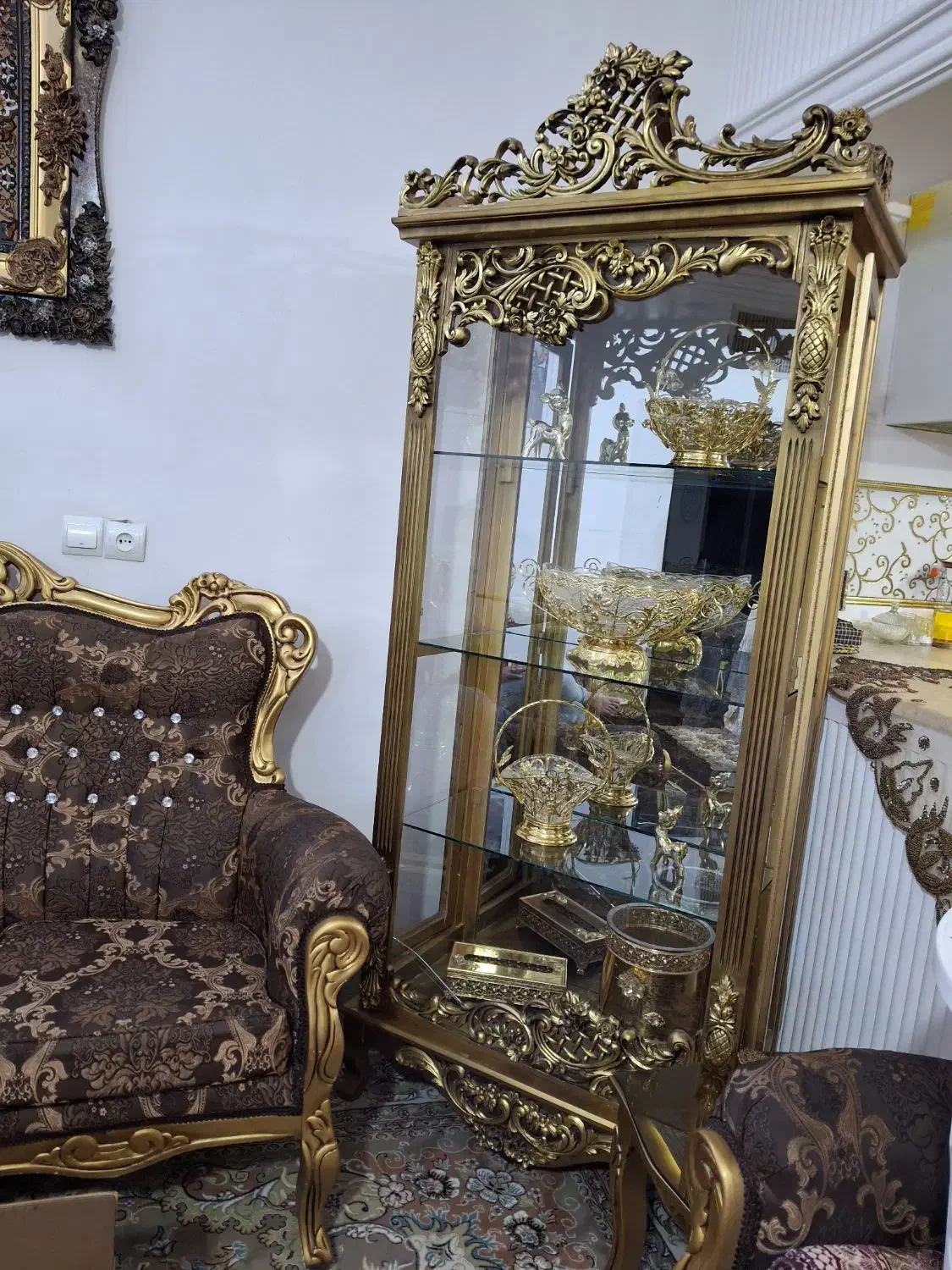 گنجه وساعت|بوفه، ویترین، کنسول|مشهد, خواجه ربیع|دیوار