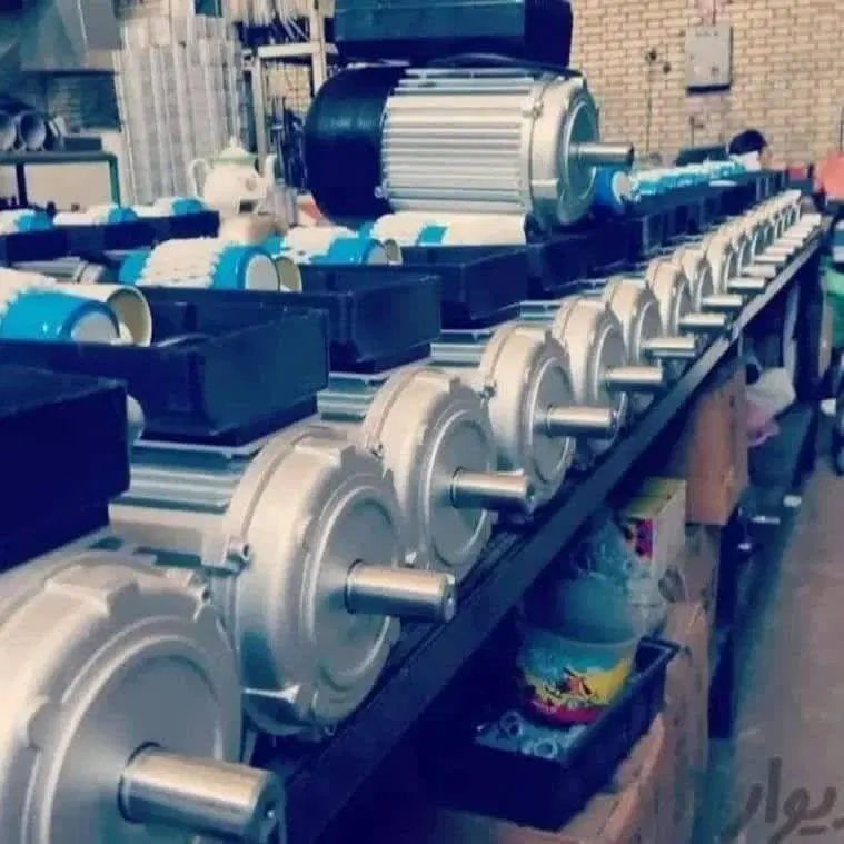 دینام ۲ اسب و ۳ اسب ۳۰۰۰دور|ماشینآلات صنعتی|تهران, لاله زار|دیوار