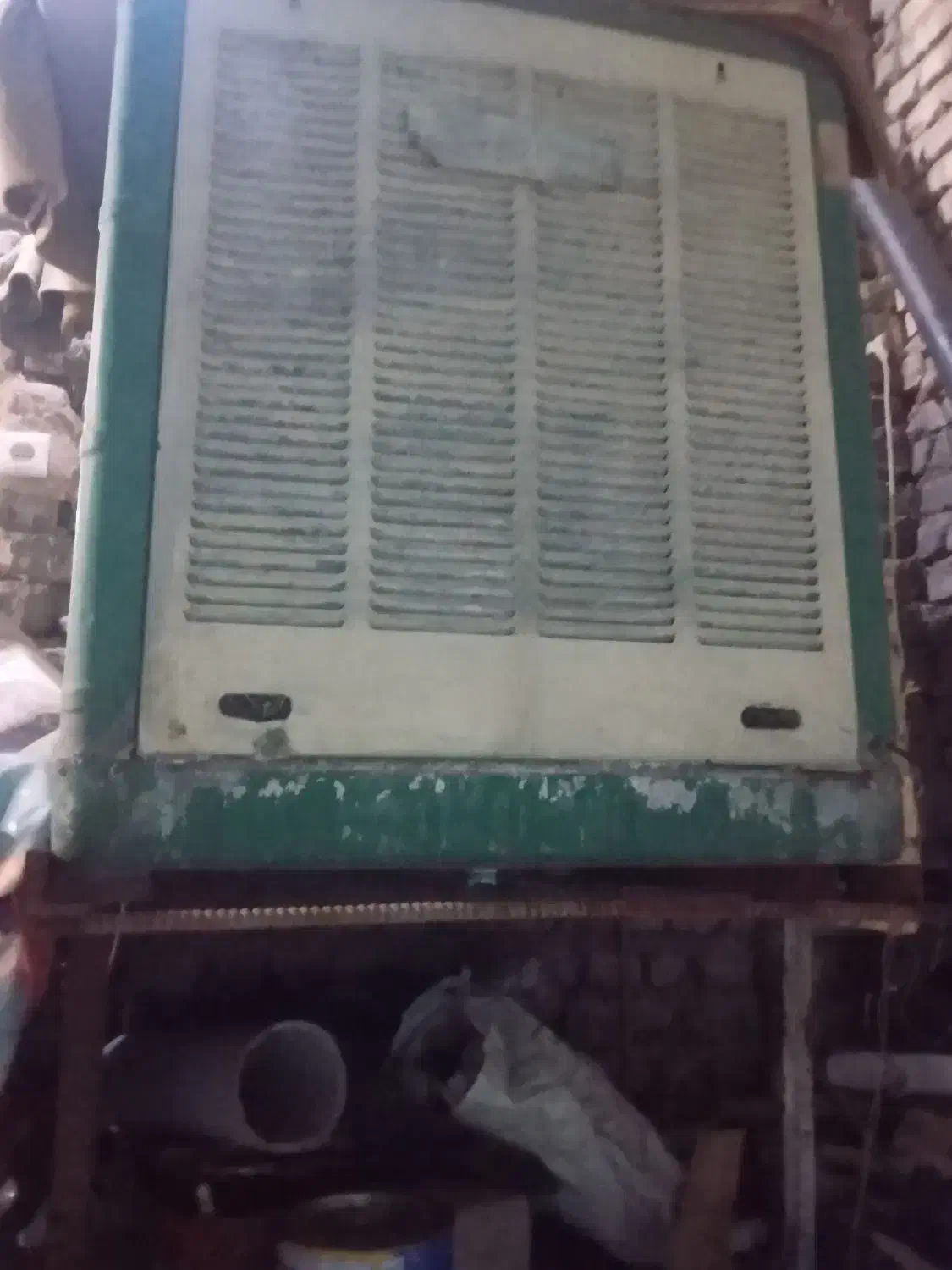 کولر ابی لورچ|کولر آبی|خرمآباد, |دیوار