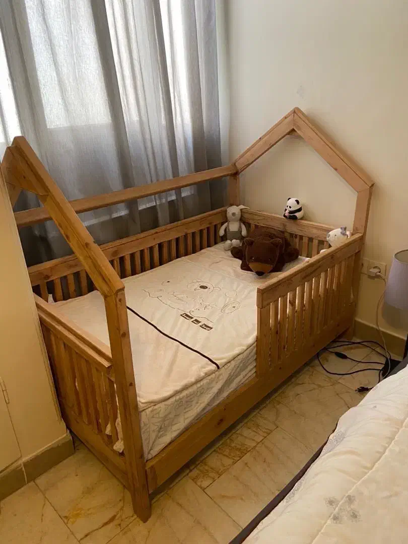 تخت نوزاد مونته سوری روستیک (چوب روسی )با خوشخواب|تخت و صندلی بچه|تهران, زرگنده|دیوار